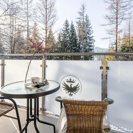 Pod Orlem - Bed & Breakfast *